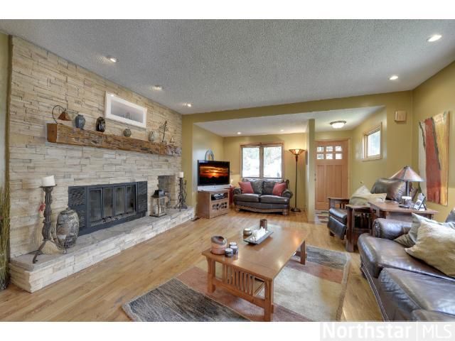 4148 Grand Ave S, Minneapolis, MN 55409