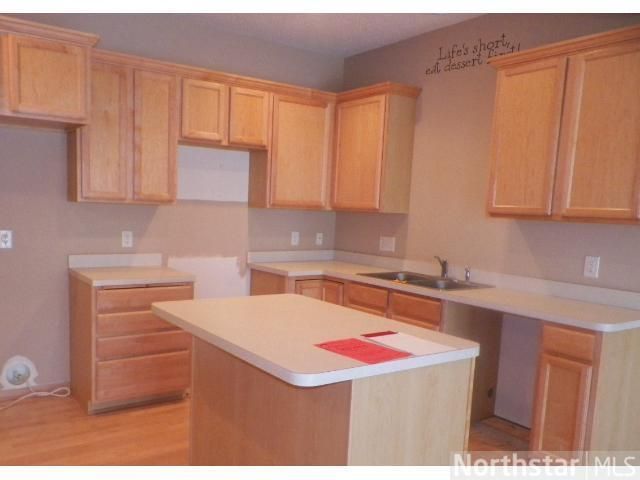 4342 Victor Pa #8, Hugo, MN 55038