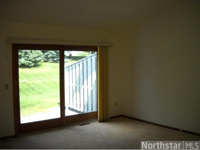 2716 Lake Court Dr, Mounds View, MN 55112