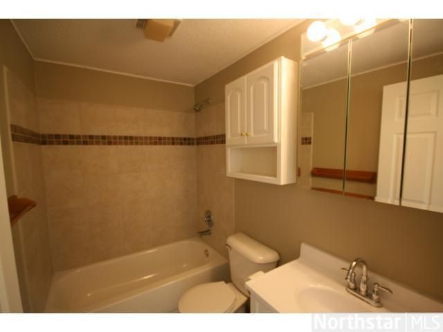 7595 Kurt St, Loretto, MN 55357