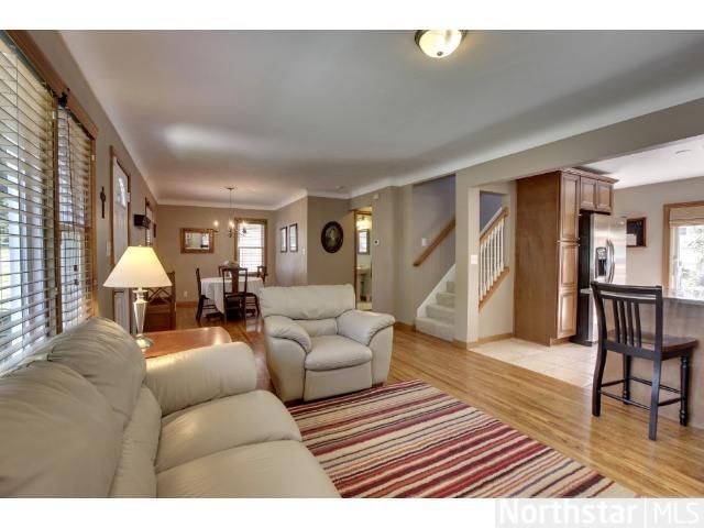 2130 Wellesley Ave, Saint Paul, MN 55105