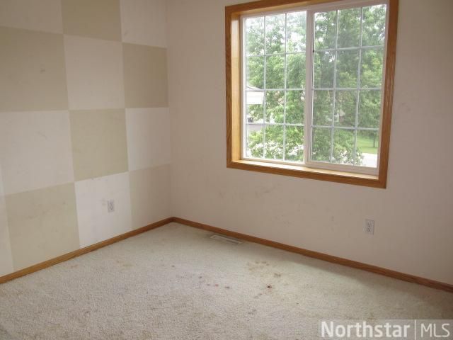 404 Rum River Dr NW, Isanti, MN 55040