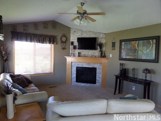 403 11th St N, Cold Spring, MN 56320
