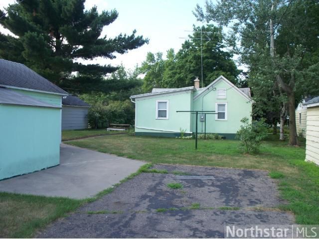 410 Raymond Ave NE, Saint Cloud, MN 56304