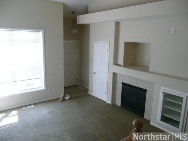 9653 Belmont Ln, Eden Prairie, MN 55347