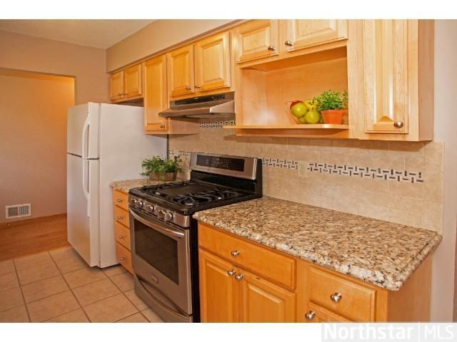 16780 Foliage Ave W, Rosemount, MN 55068