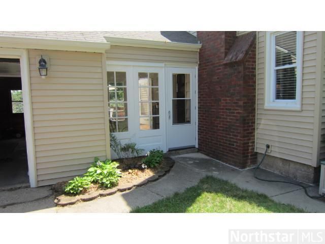 6701 Cedar Lake Rd S, Minneapolis, MN 55426