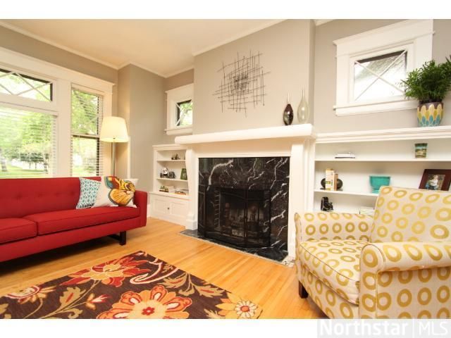 1133 Hyacinth Ave E, Saint Paul, MN 55106
