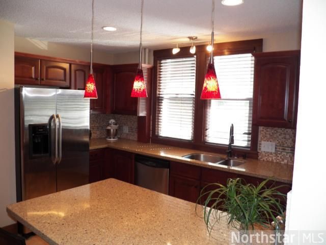 163 Stevens St W, Saint Paul, MN 55107