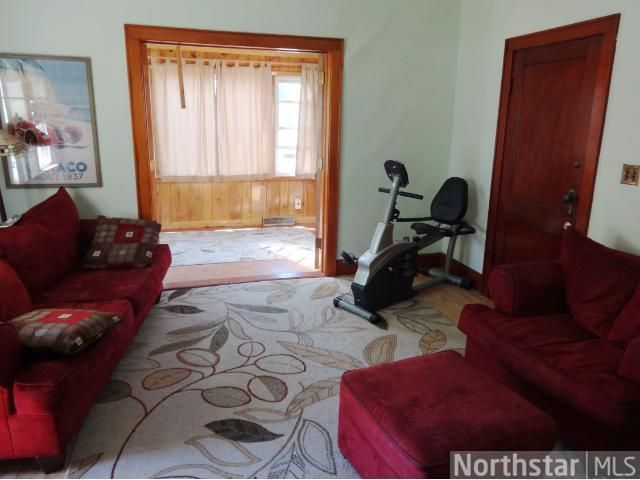 2219 6th St NE, Minneapolis, MN 55418