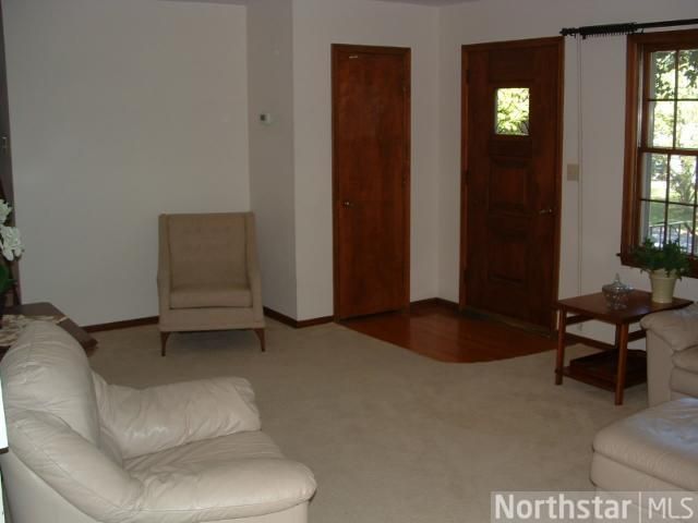 11233 Rich Rd, Bloomington, MN 55437