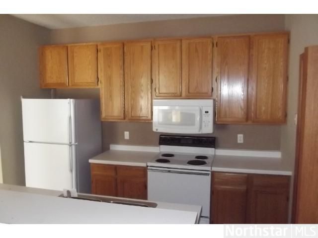 8567 Cortland Rd, Eden Prairie, MN 55344