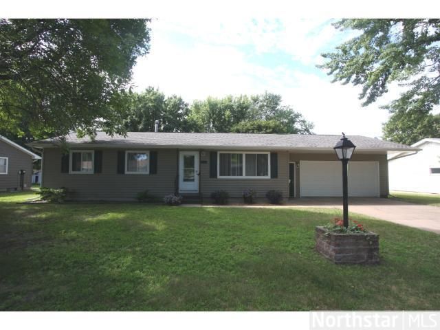 2427 Daniels Ave, Altoona, WI 54720