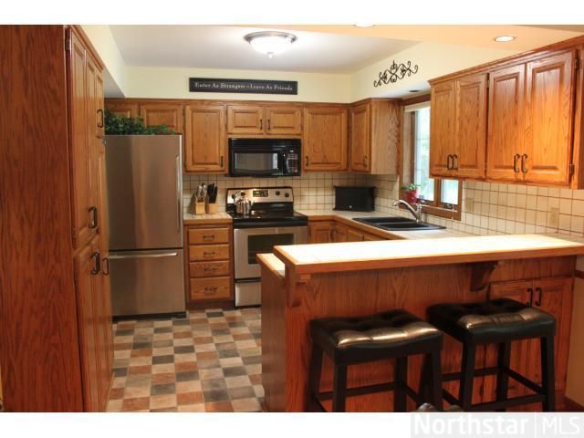 2133 Highwood Ave E, Saint Paul, MN 55119