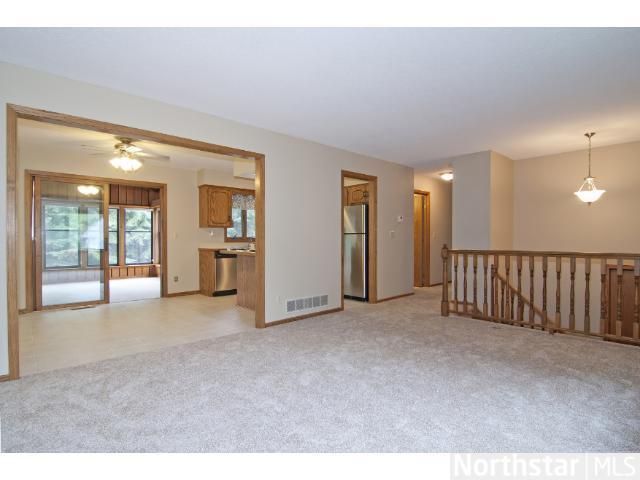 6449 46th St N, Oakdale, MN 55128