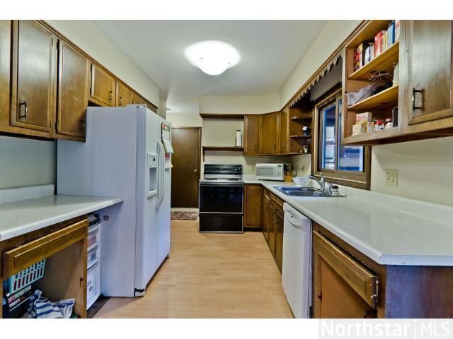 299 2nd Ave SE, New Brighton, MN 55112