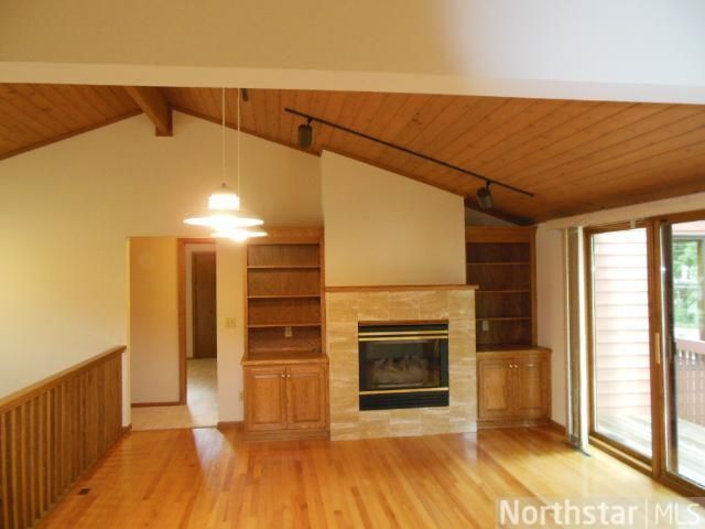 202 Mercury Dr NE, Fridley, MN 55432