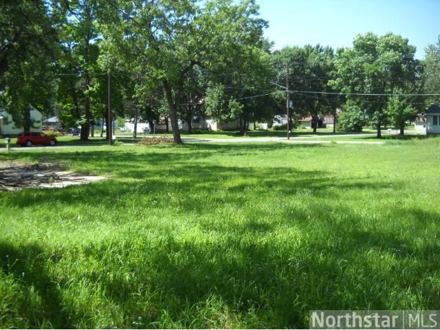 1490 3rd Ave, Newport, MN 55055