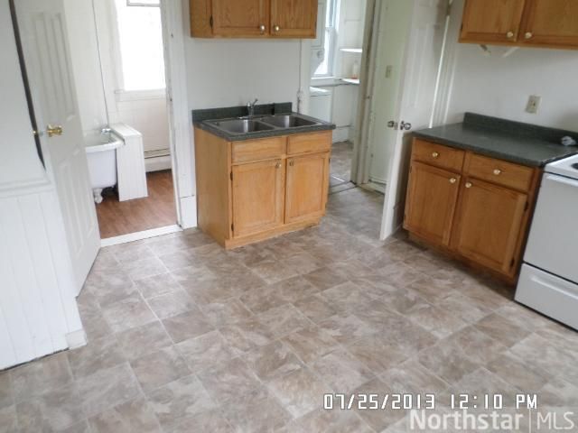 709 Pierce St NE, Minneapolis, MN 55413