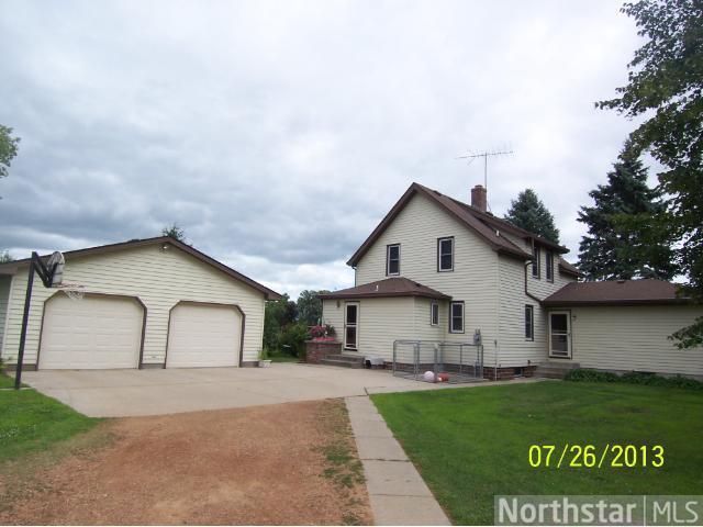 10202 240th St, Silver Lake, MN 55381