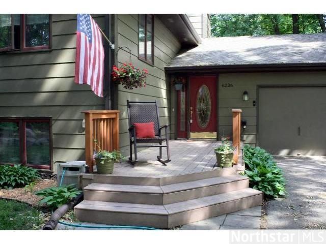 6236 Fir Tree Ave, Excelsior, MN 55331