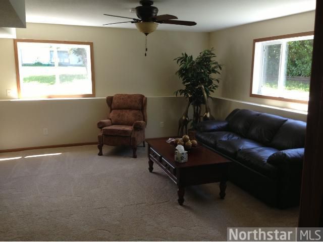 6916 110th Ave N, Champlin, MN 55316
