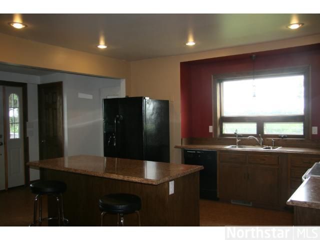 16523 351st Ave, Hamburg, MN 55339