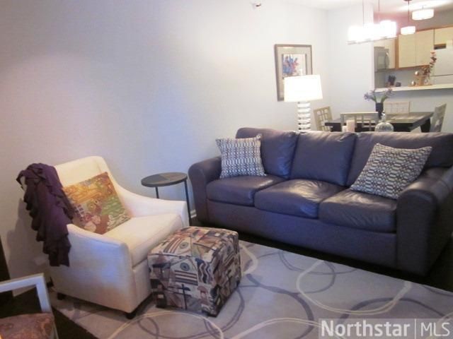 7614 York Ave S #3218, Edina, MN 55435