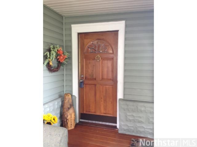 323 Clarence St, Saint Paul, MN 55106