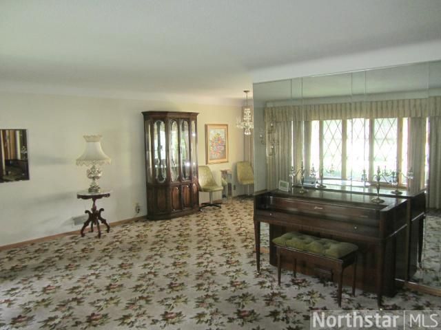 1510 Barclay St, Saint Paul, MN 55106