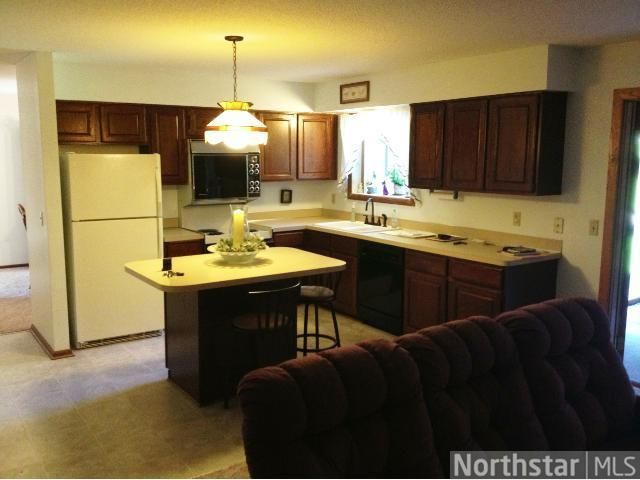 4765 Hauge Cir, Eagan, MN 55122