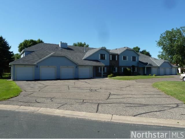 980 Heritage Ct E #503, Vadnais Heights, MN 55127