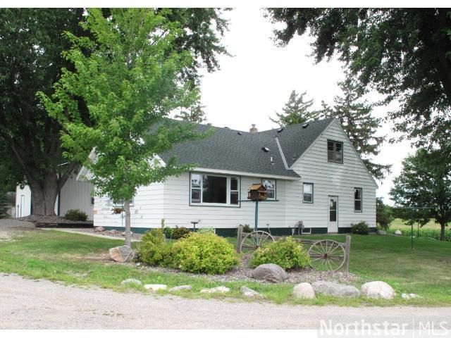 530 Oak Ave S, Maple Lake, MN 55358