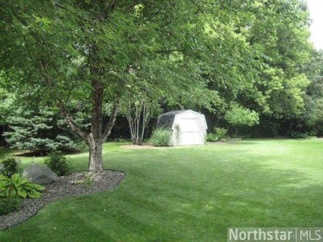 6725 131st St W, Apple Valley, MN 55124