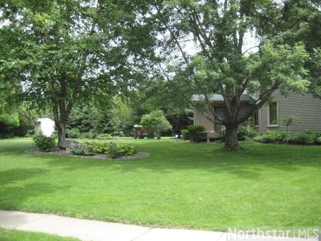 6725 131st St W, Apple Valley, MN 55124