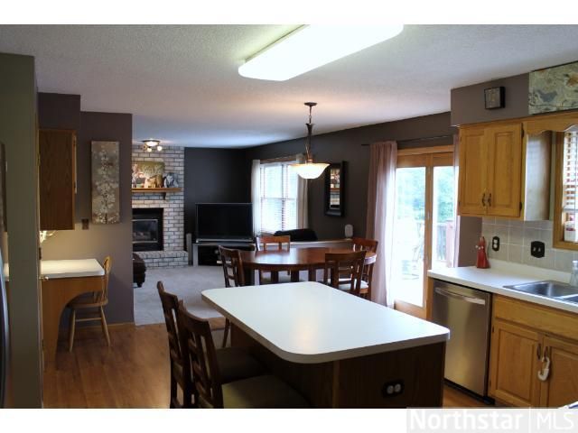 9140 Trotters Ln, Woodbury, MN 55125