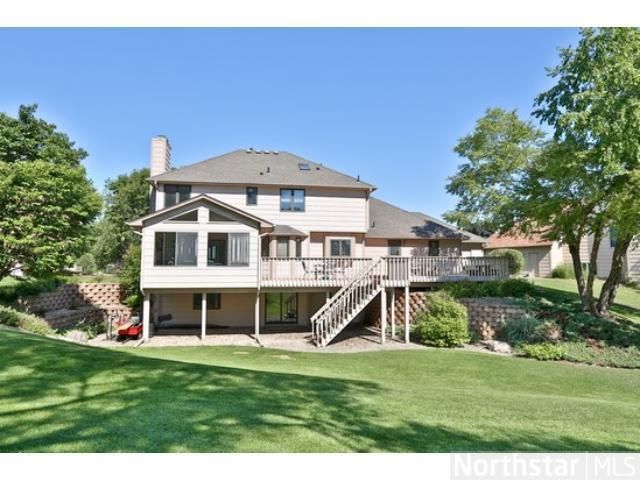 1422 Rocky Ln, Eagan, MN 55122
