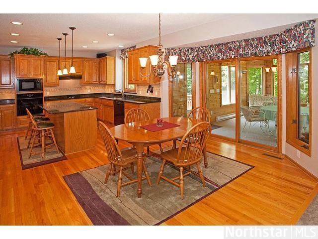 17661 Hyde Park Ave, Lakeville, MN 55044