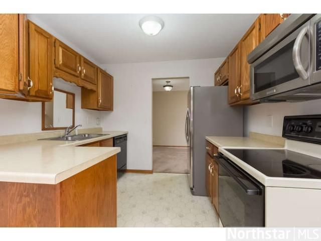 14370 Fairway Dr, Eden Prairie, MN 55344