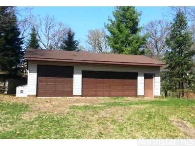 10996 42nd St, Clear Lake, MN 55319