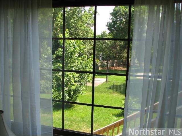 8217 W 104th St, Bloomington, MN 55438
