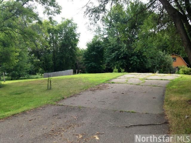 2225 232nd St, Saint Augusta, MN 56301