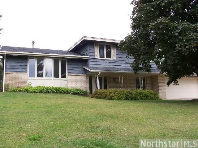 8105 Sunkist Blvd, Brooklyn Park, MN 55444