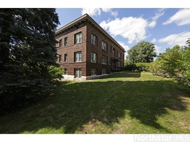1455 Fulham St, Saint Paul, MN 55108