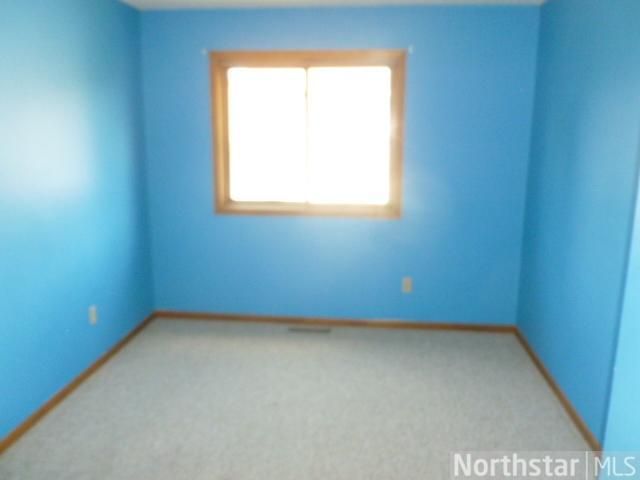3412 W Park Dr, Burnsville, MN 55306