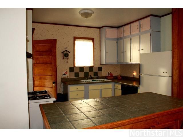 858 Juno Ave, Saint Paul, MN 55102