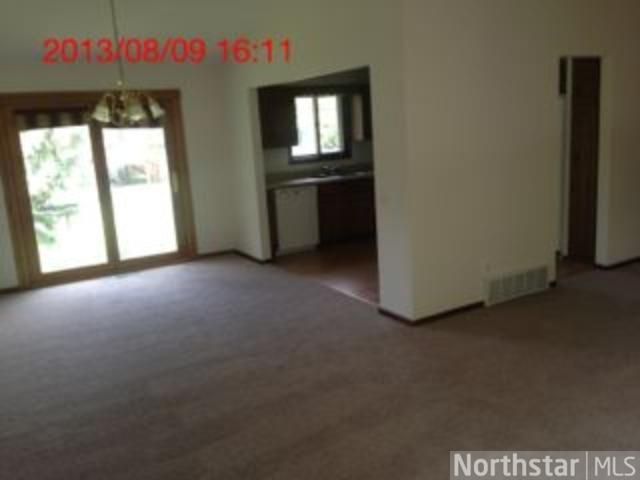667 Clover Leaf Pw, Blaine, MN 55434