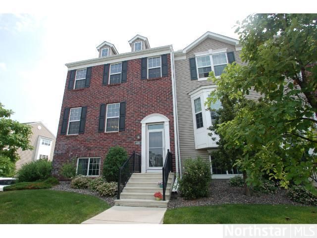 5201 Scott Trl, Robbinsdale, MN 55422