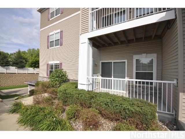 12761 Collegeview Dr #101, Eden Prairie, MN 55347