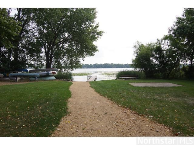 294 W Eagle Lake Dr, Maple Grove, MN 55369